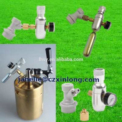 Co2 regulator for 16g 74g gas cylinder